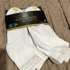 Mens extended size gold toe socks